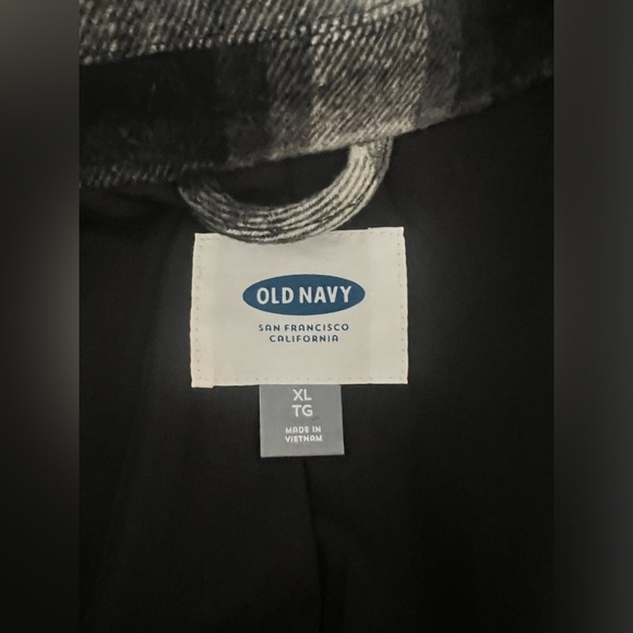 Old Navy - black, white and grey checkered double breasted coat - Picture 9 of 12